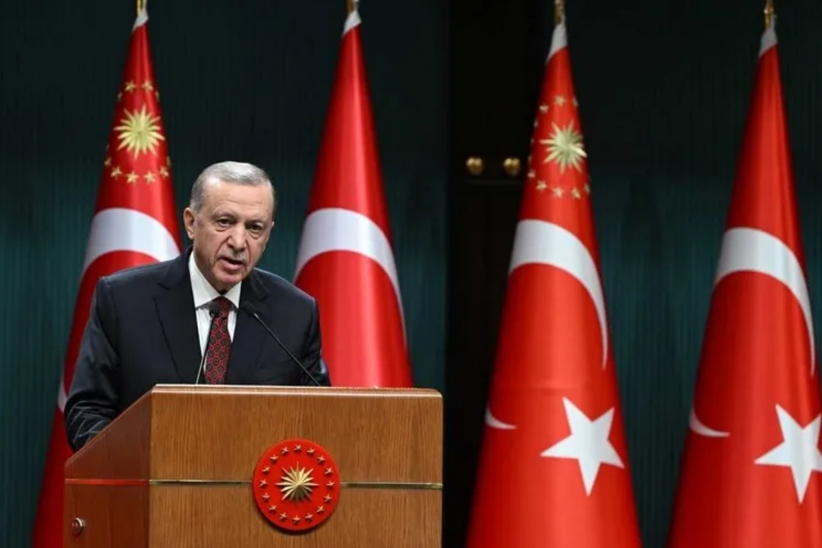 Cumhurbaşkanı Erdoğan başkanlığında kabine toplantısı: Terörsüz Türkiye vizyonu, enflasyonla mücadele ve dış politika adımları gündemde