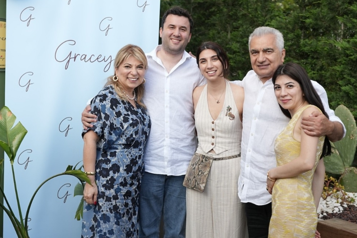 TİM’in eski başkanının kızı Diba Satıcı Portekizli ortağıyla bebek markası Gracey’i yarattı