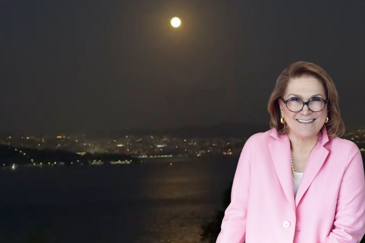 İş insanı Güler Sabancı’nın dolunaylı İstanbul gecesi