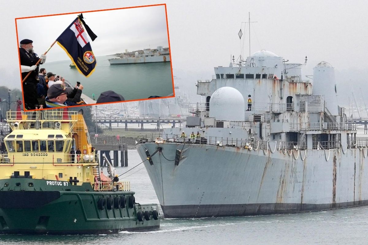 Falkland Savaşı'nın amiral gemisi HMS Bristol, son durağı olacak olan İzmir Aliağa'daki söküm tesislerine törenle uğurlandı