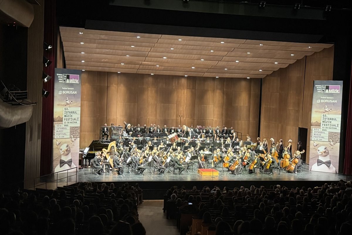 53'üncü İstanbul Müzik Festivali AKM'de düzenlenen açılış töreniyle başladı