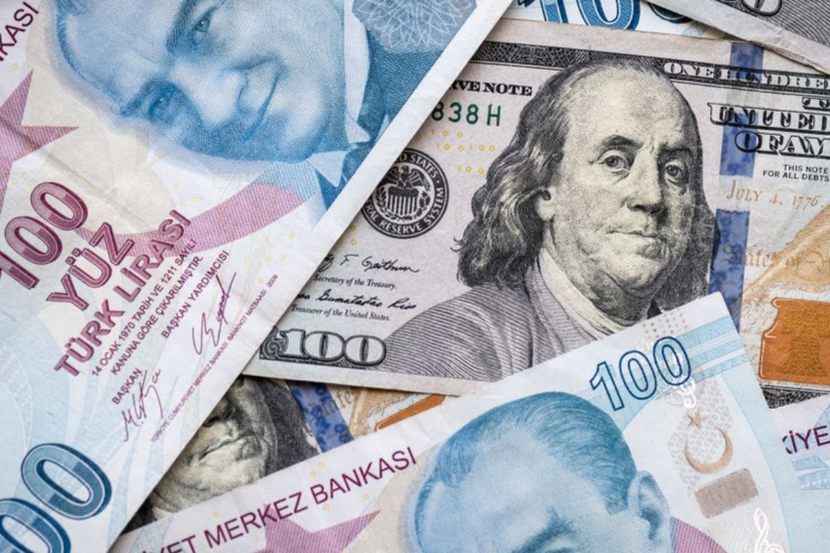 Finans devinden yeni dolar/TL tahmini: Dolar 52 TL olacak