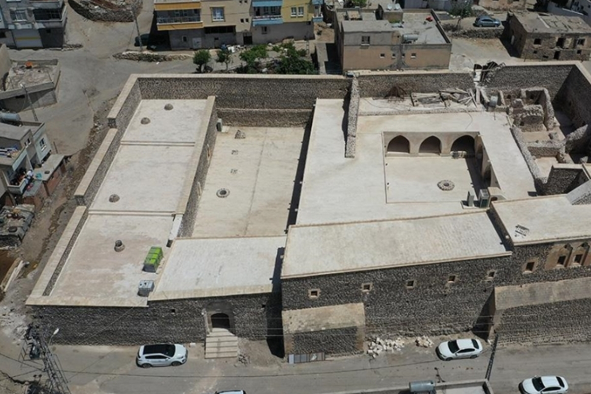 Restorasyonu tamamlanan 1600 yıllık Mor Kiryakus Manastırı turizme açıldı