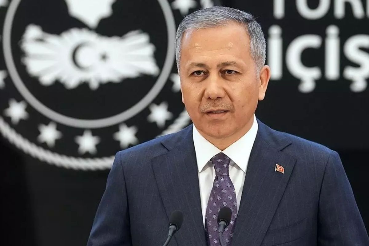 Bakan Yerlikaya'dan Marmaris'teki apaçi dansı görüntüleriyle ilgili açıklama: Yarın Muğla'da toplantı yapılacak