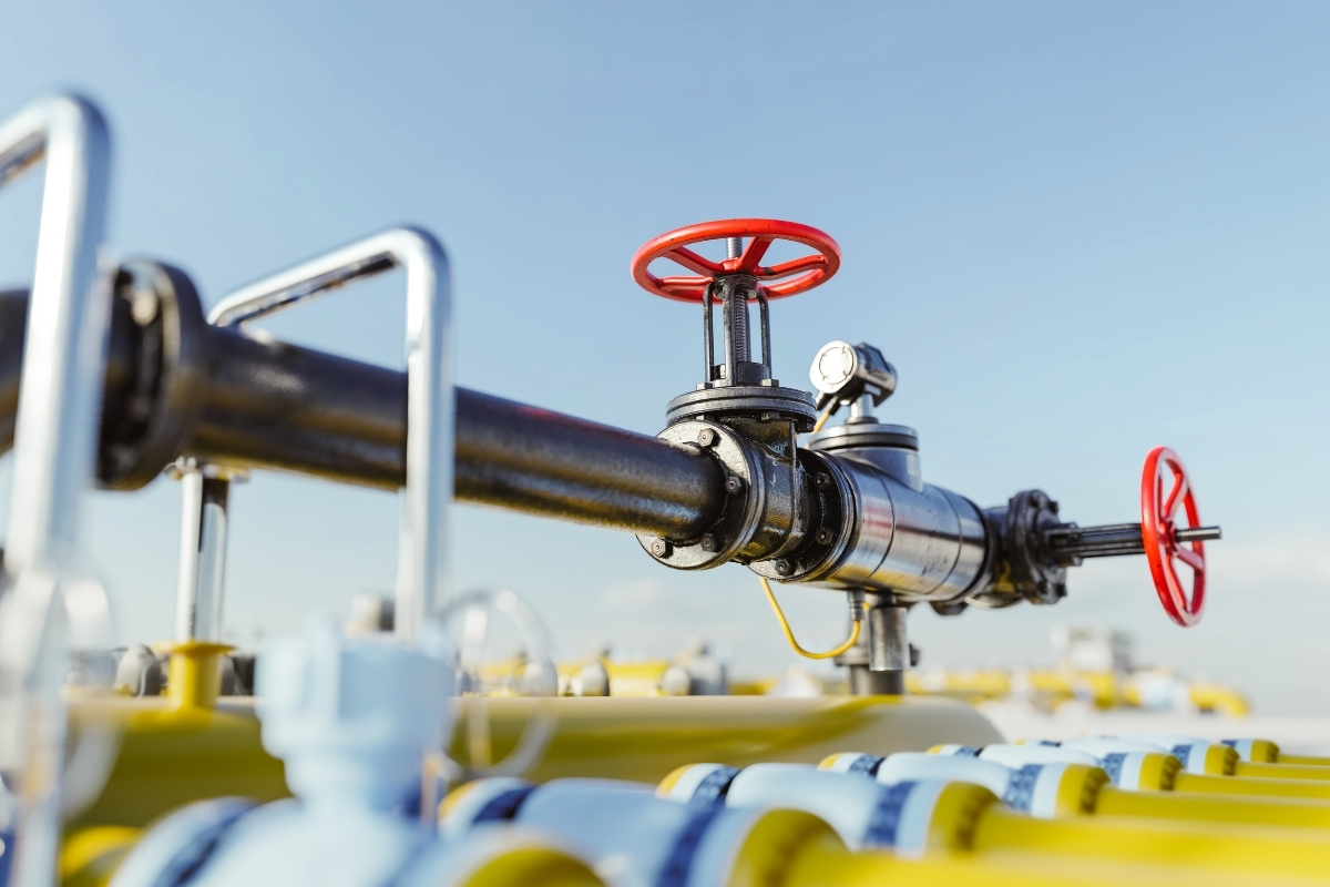 Bakan Bayraktar: Petrol ve doğalgaz fiyatlarındaki artışa rağmen vatandaşlarımızı korumaya devam edeceğiz
