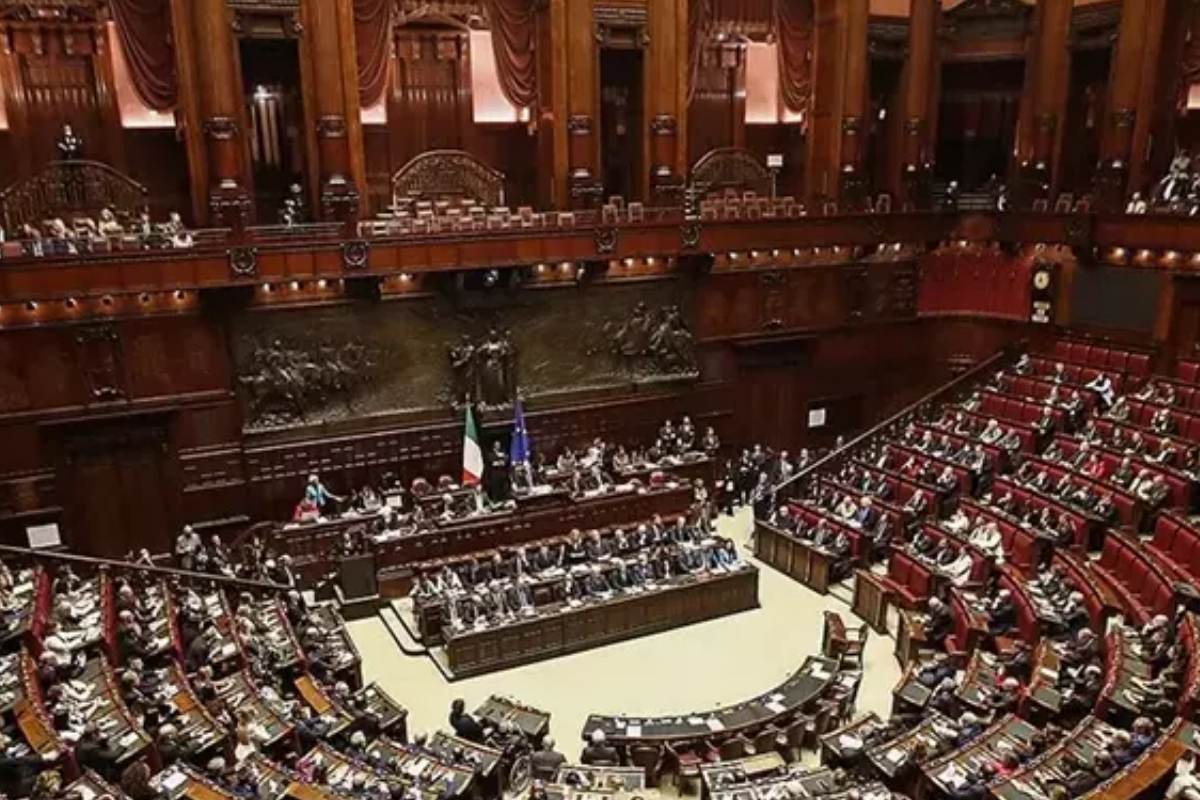 İtalya, 7 Ekim’den bu yana İsrail’e yeni silah satışı yapmadığını yineledi