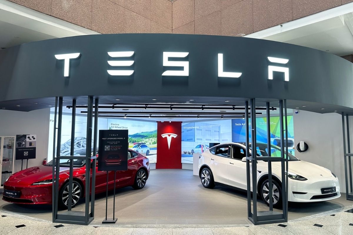 Tesla, Şanghay’da 557 milyon dolarlık pil depolama projesi için imza attı