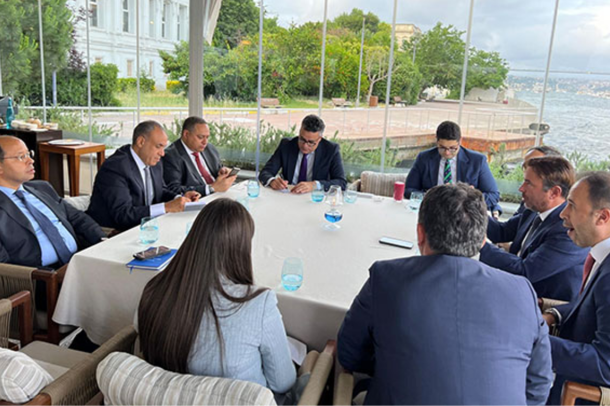 Mısır Dışişleri Bakanı Badr Abdelatty, İstanbul'da Türk iş dünyası temsilcileriyle görüştü: Hedefimiz ticaret hacmini 15 milyar dolara çıkartmak