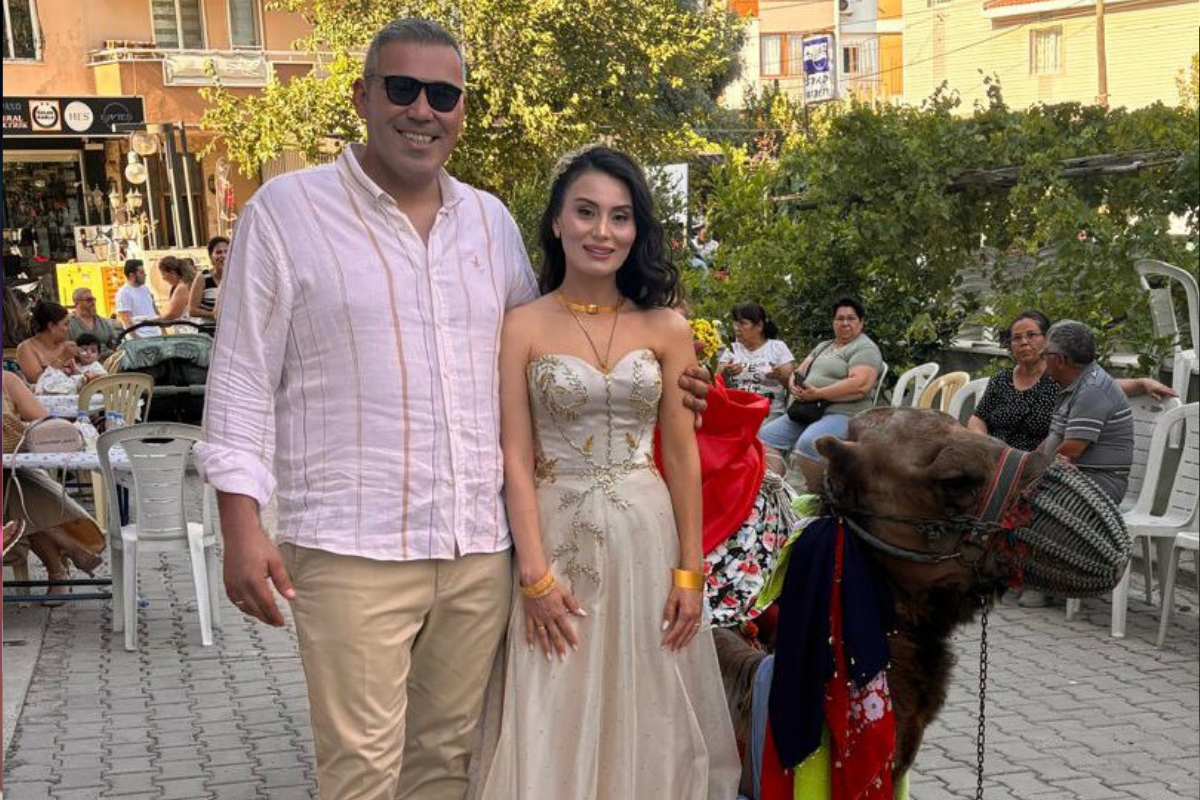 İş insanından Bodrum'dan Milas'a 'develi' düğün konvoyu