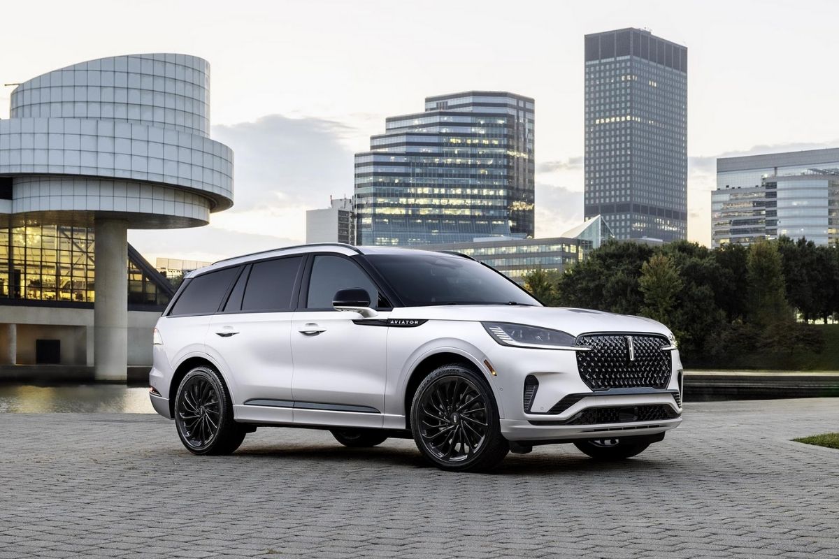 Ford, yaklaşık 133 bin Lincoln Aviator'ı geri çağırıyor