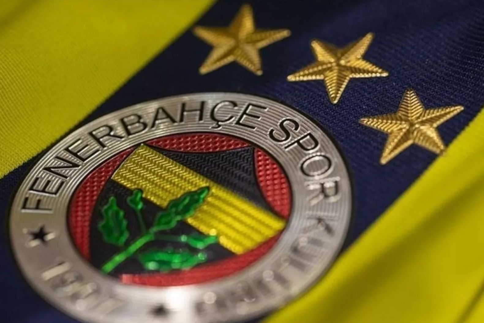 Fenerbahçe'nin 1 milyar liralık bedelli sermaye artırım talebine SPK'dan onay