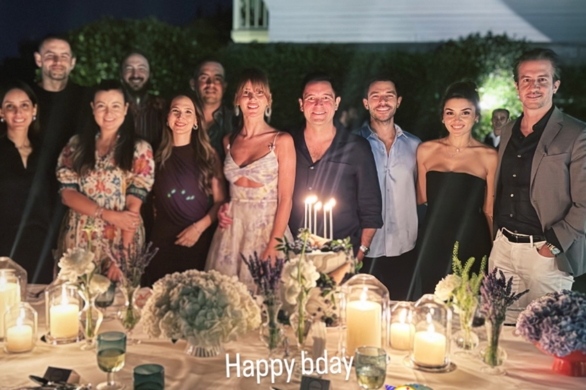 Hande Erçel, Sabancı Yalısı'nda doğum günü kutlamasında