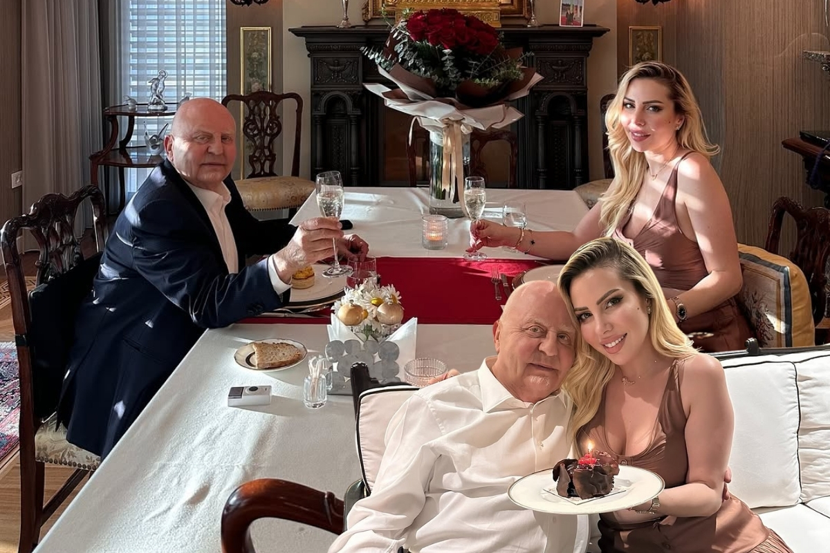 Merve-Lucien Arkas çiftinden evlilik yıl dönümü pozu