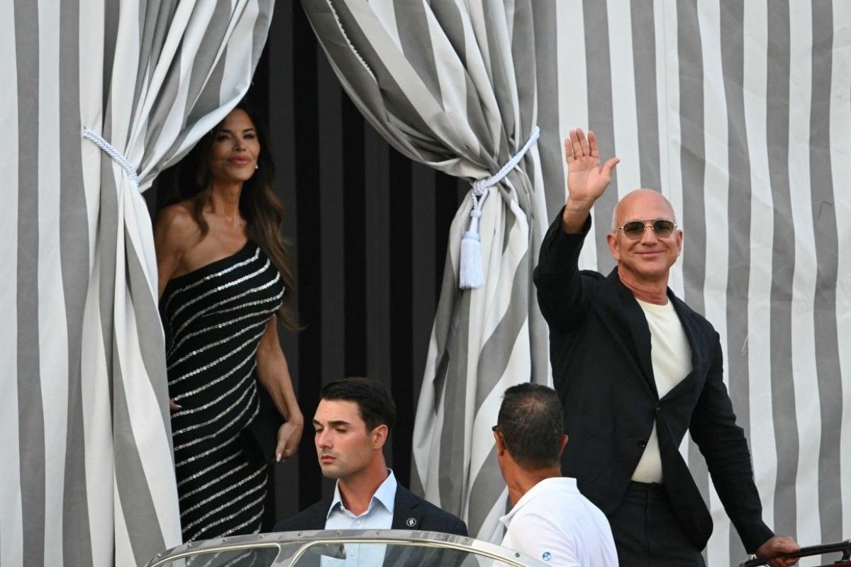 Jeff Bezos ve Lauren Sánchez, 10 milyon dolarlık düğünleri için Venedik'e geldi