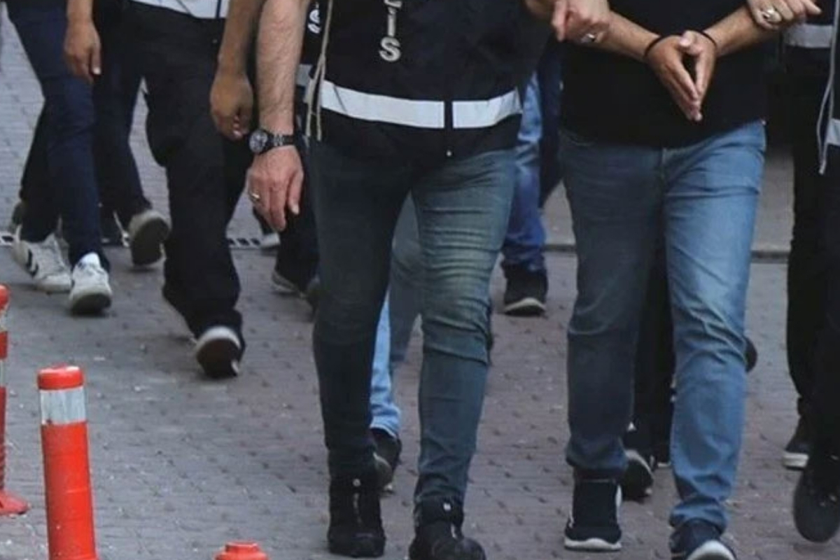 12 ilde organize dolandırıcılık operasyonu: 230 şüpheli gözaltında, 3,1 milyar liralık işlem hacmi tespit edildi
