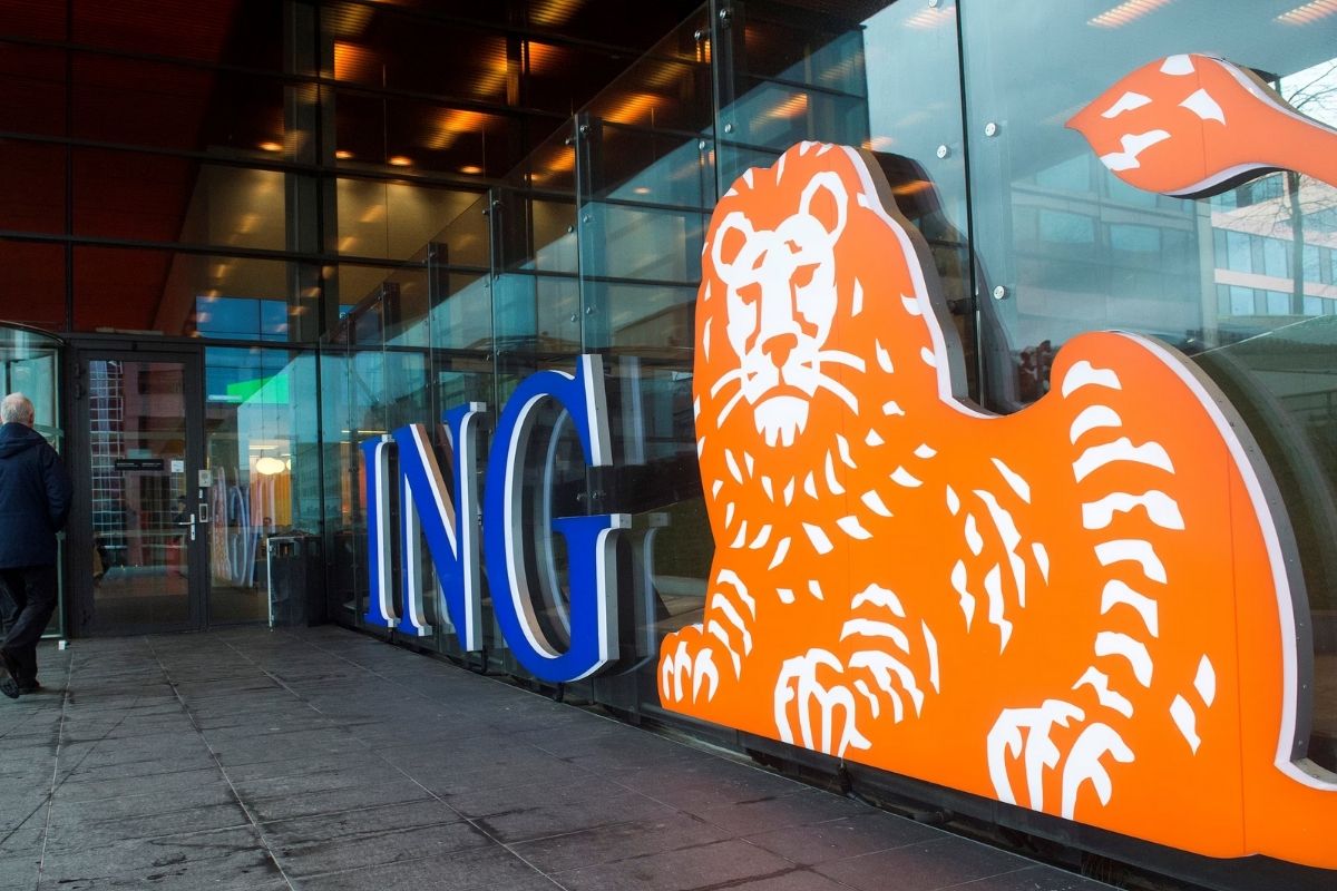 ING, 230 üst düzey yöneticisini işten çıkarıyor