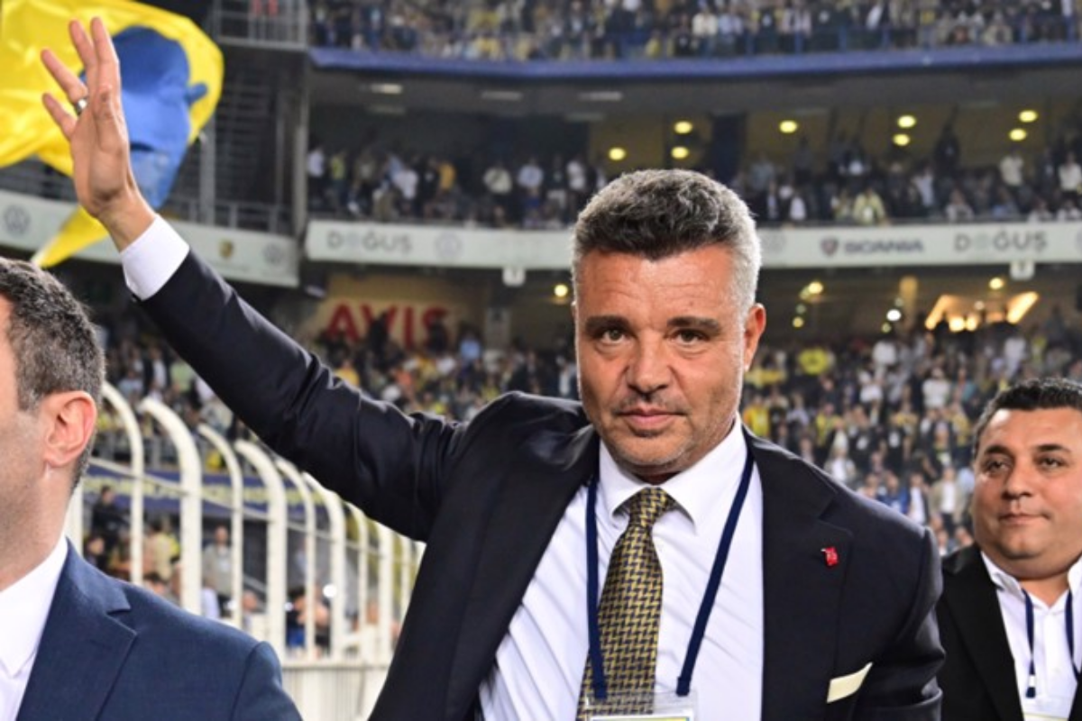 Sadettin Saran, Fenerbahçe başkan adaylığını açıkladı: Yapılacak ilk kongrede, hiçbir şart gözetmeksizin bu büyük sorumluluğa talibiz