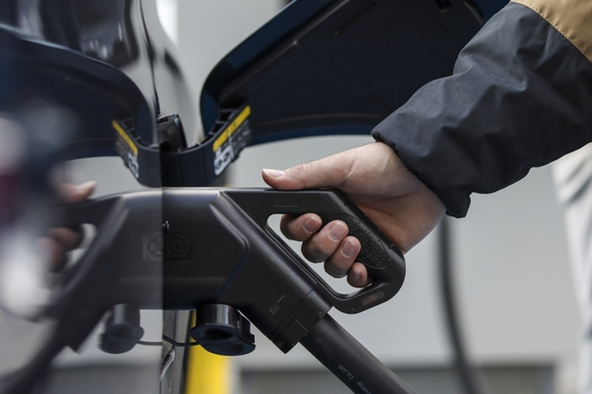 Türkiye'de ilk 6 ayda elektrikli ve hibrit otomobiller pazarın yaklaşık yüzde 45'ini oluşturdu