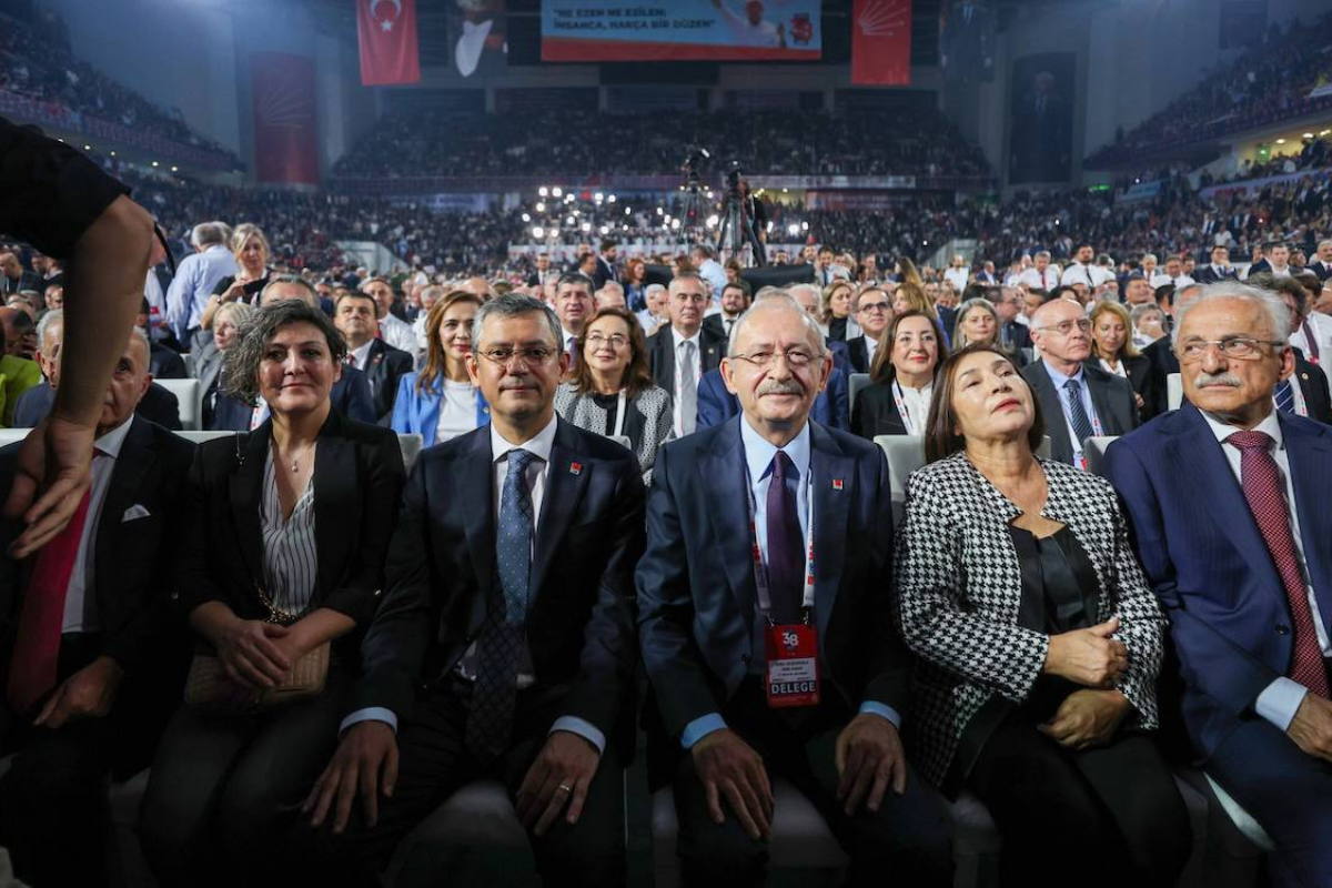 CHP kurultayı davasında yeniden görevsizlik kararı: Bu kez dosya bölge mahkemesine gönderildi