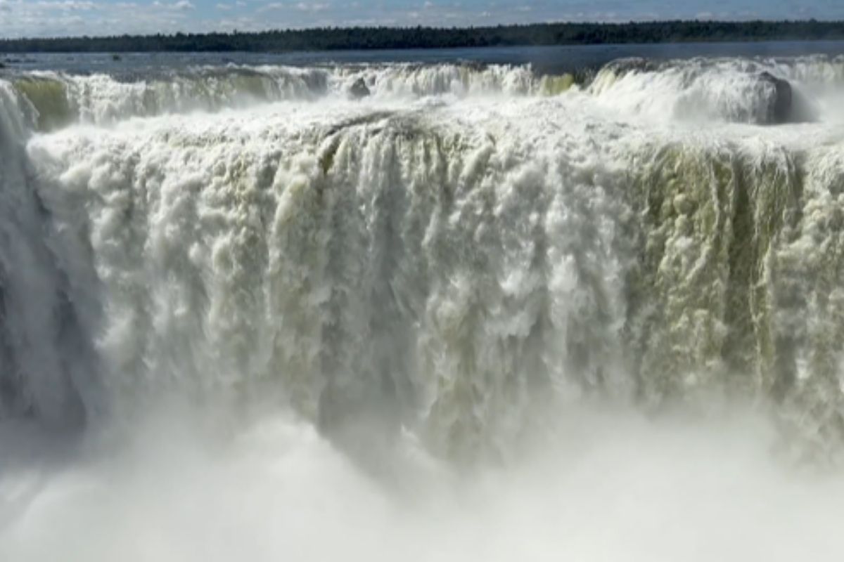 Arjantin'in doğal harikası: Iguazu Şelaleleri