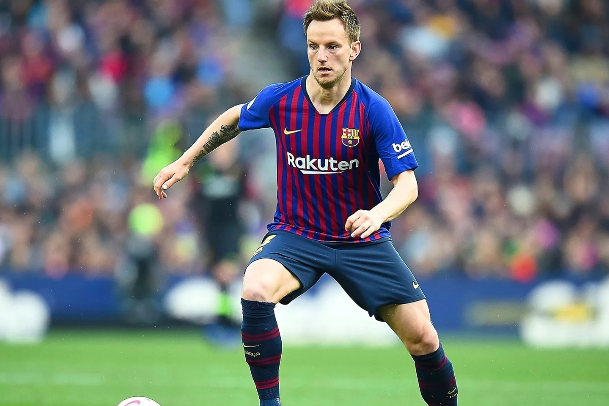 Ivan Rakitic profesyonel futbolu bıraktı: Hajduk Split'te sportif direktör yardımcısı olarak kariyerine devam edecek