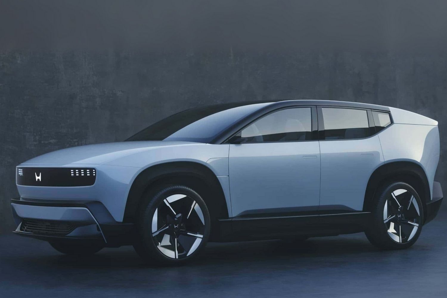 Honda, elektrikli SUV modelinin üretimini erteledi