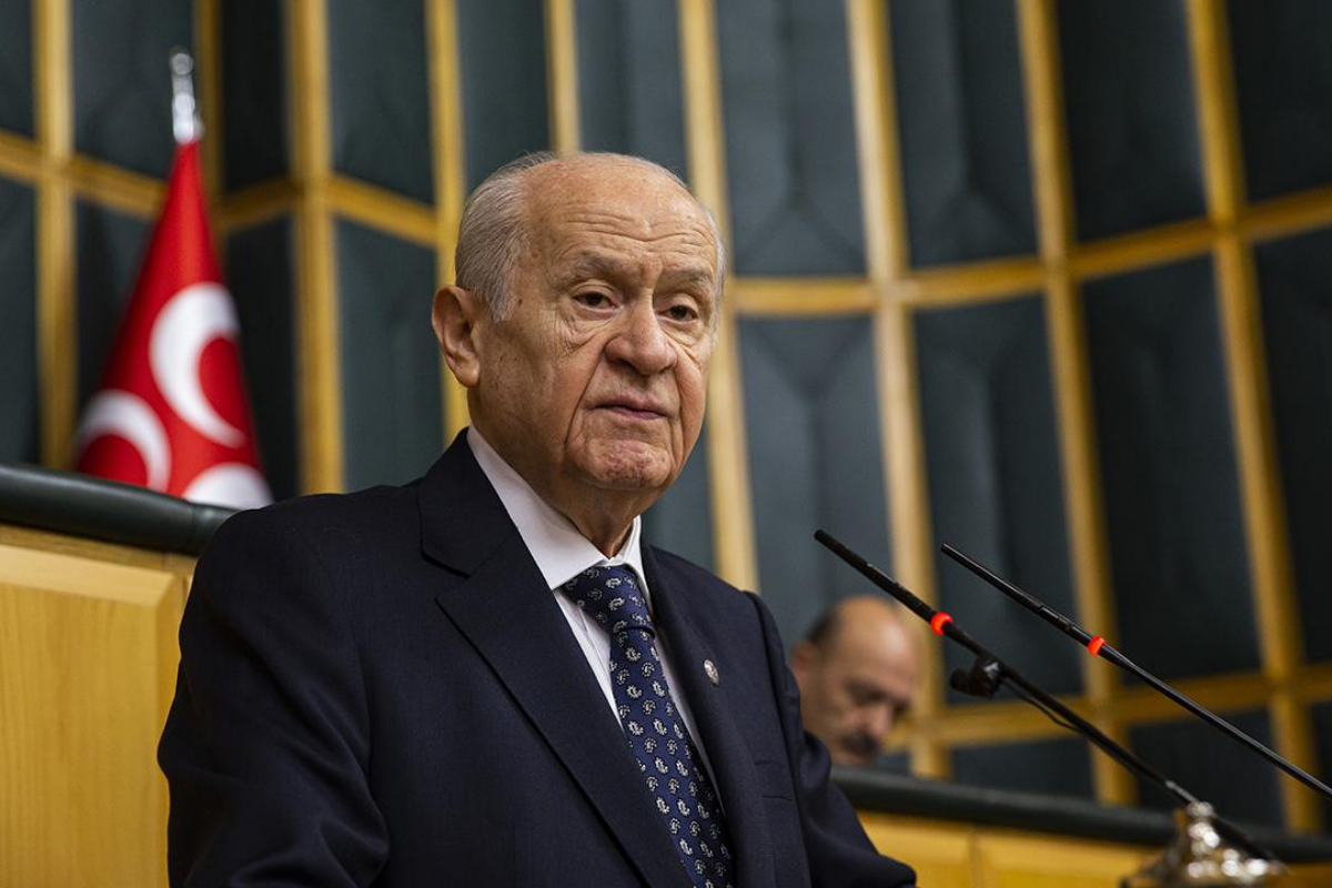 Devlet Bahçeli'den Özgür Özel’in 'duruşmalar TRT’de canlı yayınlansın' teklifine yeşil ışık: Türk milleti gerçekleri görsün