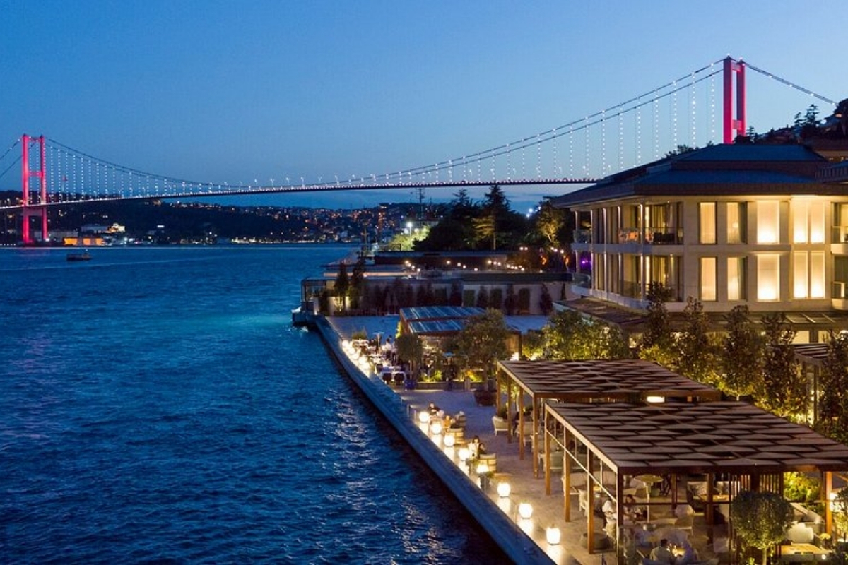 Bebek Otel, Bebek Balıkçısı ve Sur Balık'ın ardından Mandarin Otel ve Ottoman Otel'e de yıkım kararı çıktı