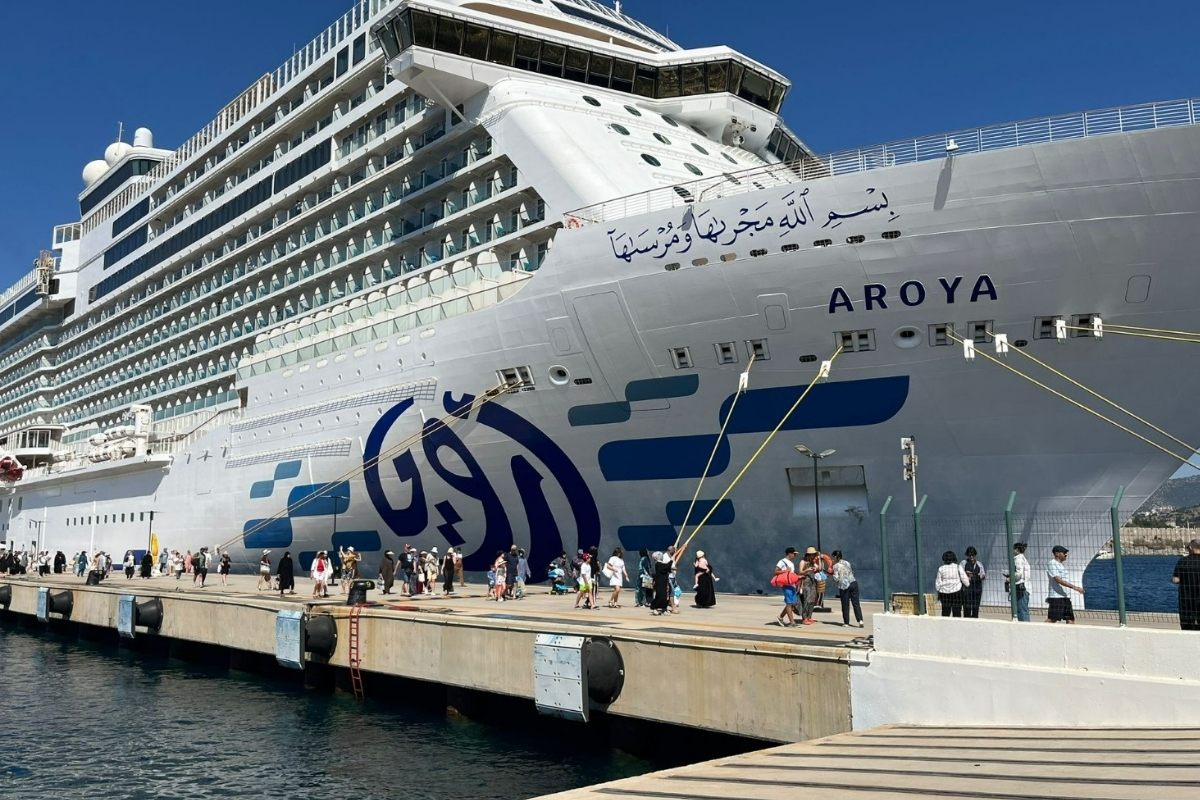 Suudi ve Rus turistler Bodrum’u tercih etti, kruvaziyer hareketliliği esnafın yüzünü güldürdü