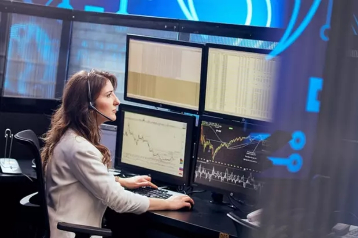Yabancıdan 246 milyon dolarlık tahvil ve hisse alımı