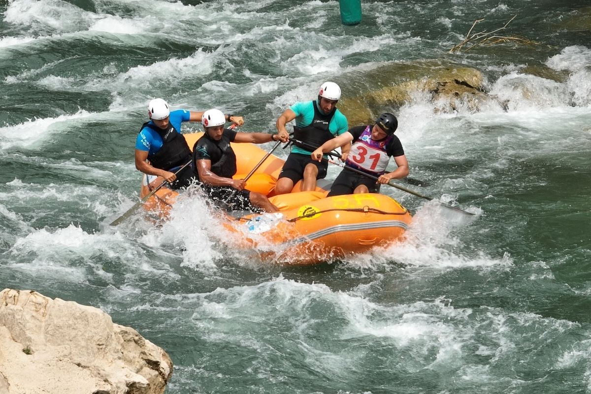 Türkiye Rafting Şampiyonası ve Süper Kupa Yarışları Tunceli'de başladı