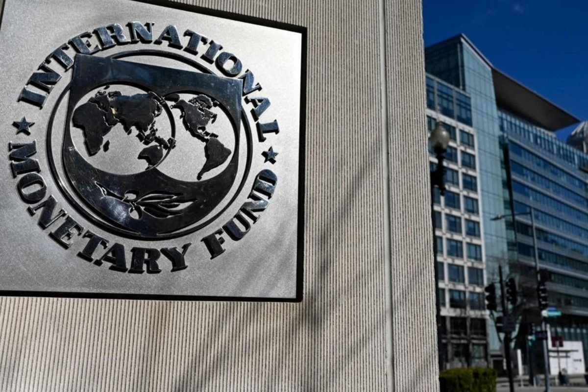 IMF küresel ekonomik büyüme tahminlerini yükseltirken Türkiye ekonomisinin büyüme tahminleri yukarı yönlü revize edildi