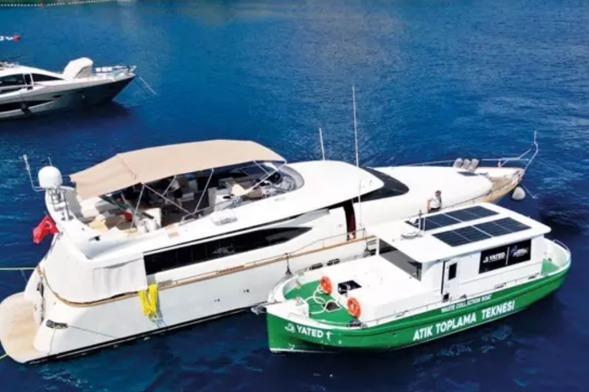 Göcek ve Bodrum’da binlerce teknenin denize bıraktığı sıvı atıklar kıyıları kirletiyor