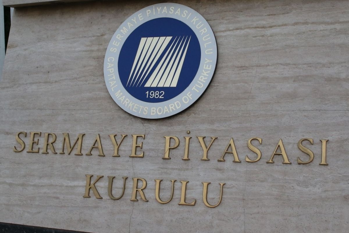 Üç hisseye kredili işlem yasağı getirildi
