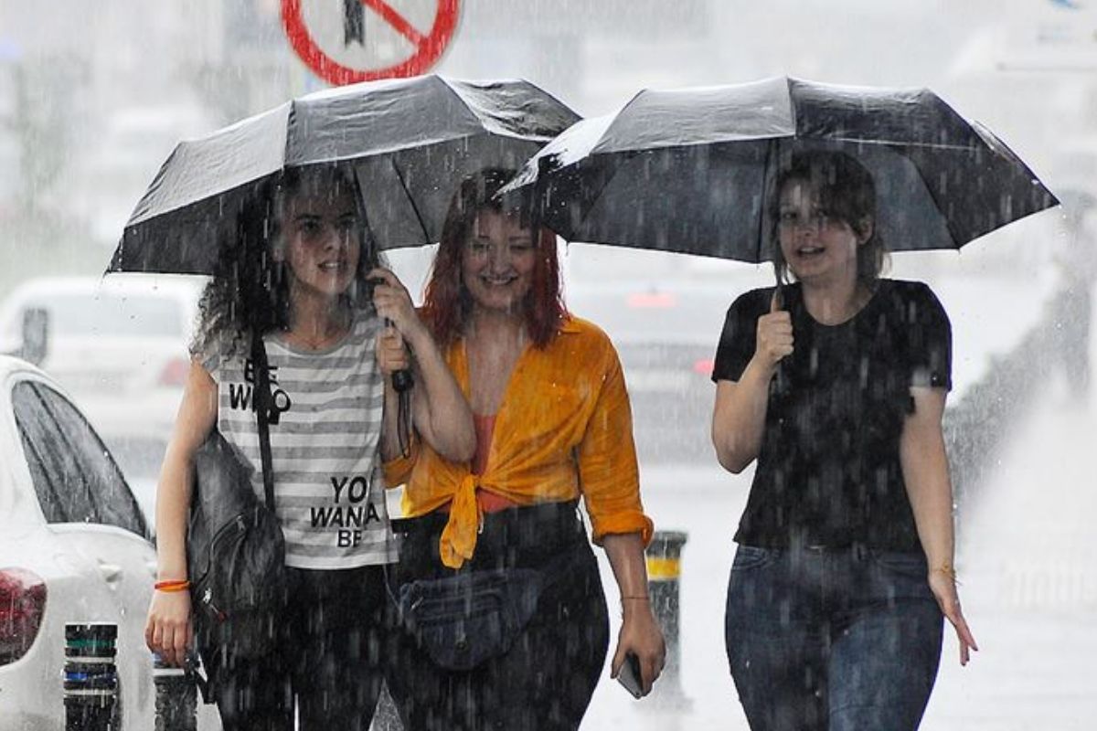 İstanbul için fırtına ve sağanak alarmı