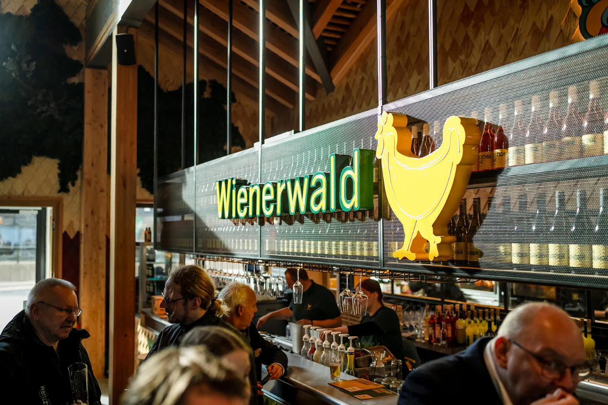 Bir dönem Avrupa genelinde 1600'den fazla şubesi bulunan ünlü Alman restoran zinciri Wienerwald iflas etti
