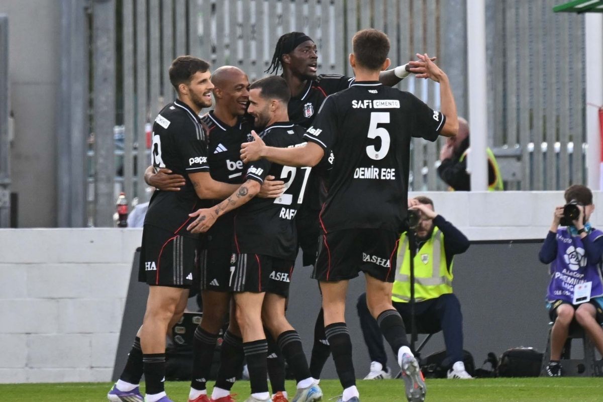 Beşiktaş, yeni transferi Tammy Abraham'ın hat-trick yaptığı maçta St. Patrick's'i 4-1 mağlup etti