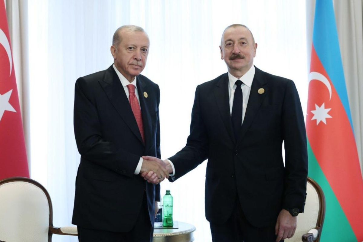 Cumhurbaşkanı Erdoğan Azerbaycan Cumhurbaşkanı Aliyev ile görüştü