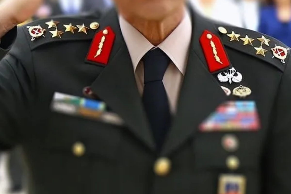 185 general ve amiralin görev yerleri Resmi Gazete’de açıklandı