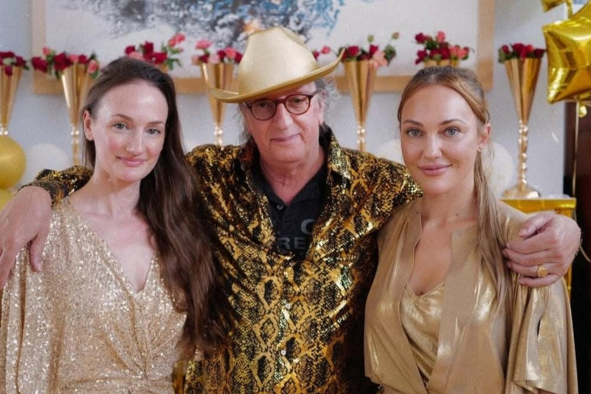 Meryem Uzerli 43'üncü yaşını Berlin’de ailesiyle kutladı