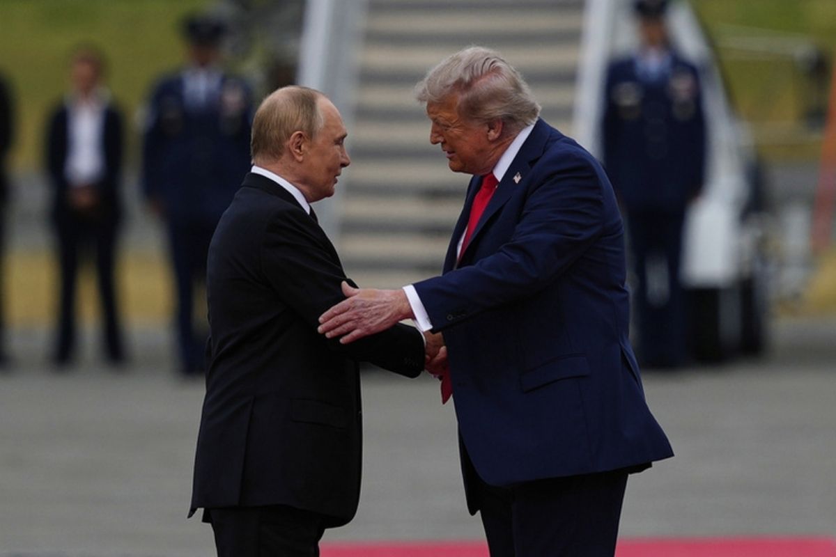 Trump ve Putin'den Alaska zirvesi, iki lider 7 yıl sonra buluştu