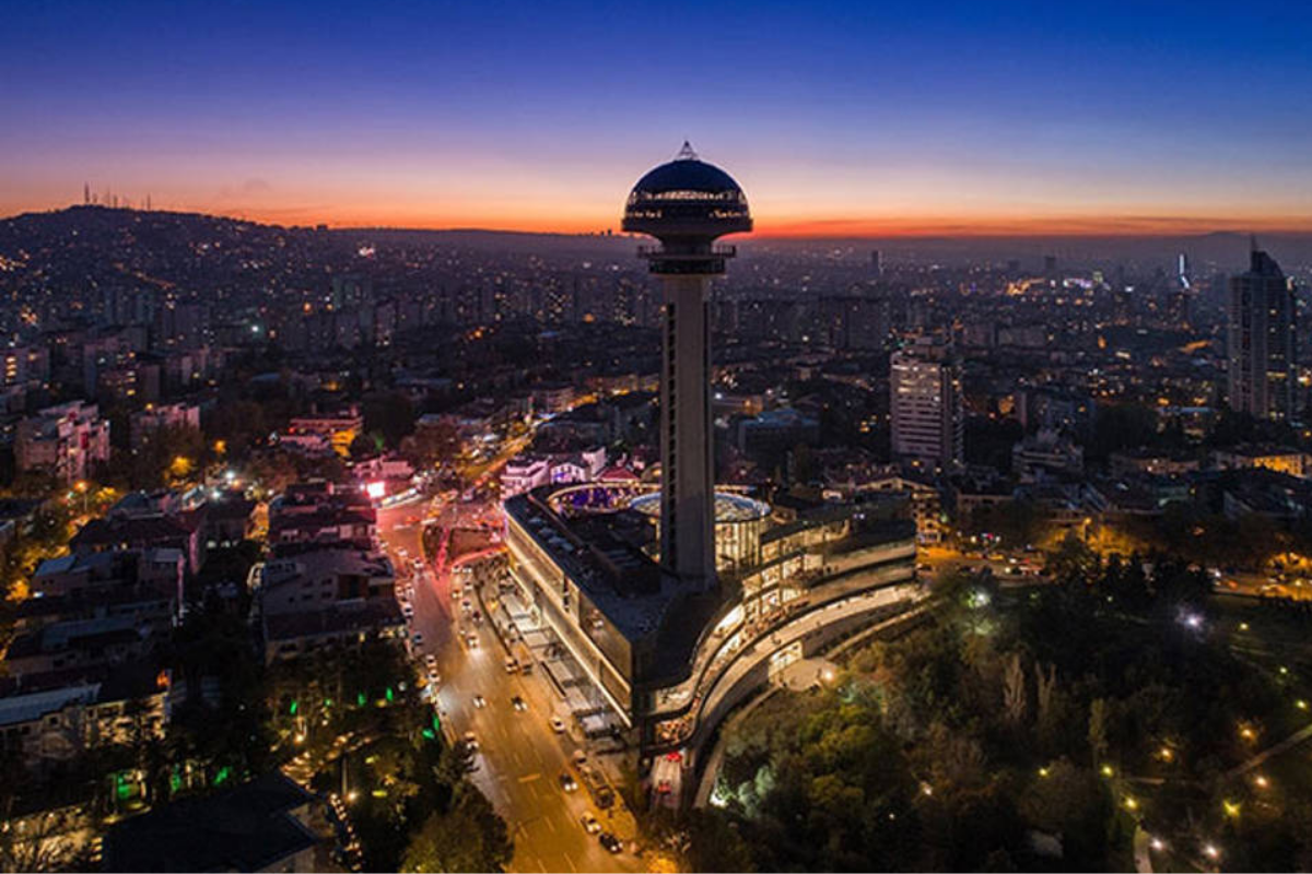 TÜİK'e göre sosyoekonomik açıdan Türkiye'nin en gelişmiş ilçesi Çankaya olurken, en az gelişmiş ilçesi ise Çamoluk oldu