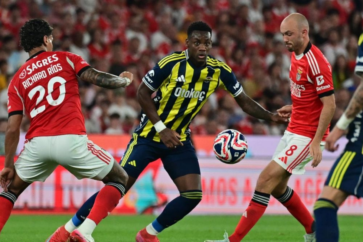 UEFA Şampiyonlar Ligi play-off turu: Fenerbahçe-Benfica maçını Alman hakem Daniel Siebert yönetecek