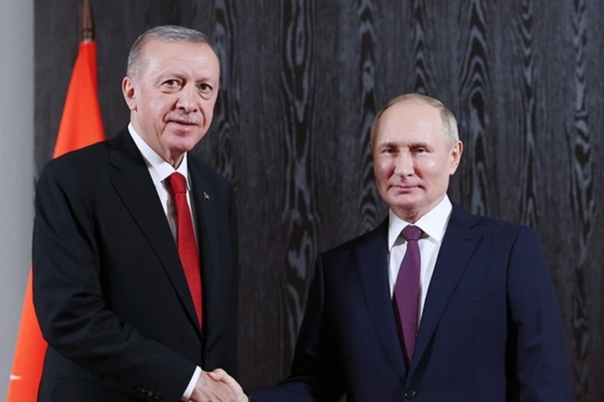 Cumhurbaşkanı Erdoğan, Rusya Devlet Başkanı Putin ile telefon görüşmesinde Ukrayna savaşını ele aldı, ticaret ve yatırım konuları da masada