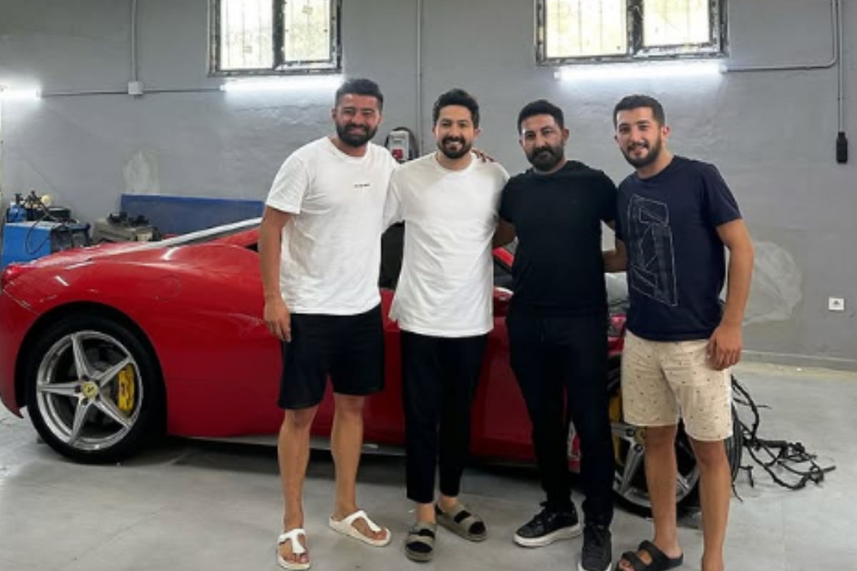 Ustanın kaza yaptığı Ferrari'yi futbolcu satın aldı