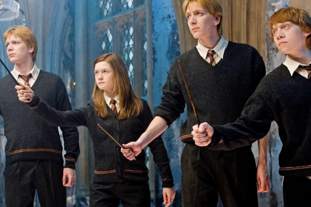 İngiltere’de çekimleri süren Harry Potter dizisinde Weasley kardeşleri canlandıracak oyuncular belli oldu