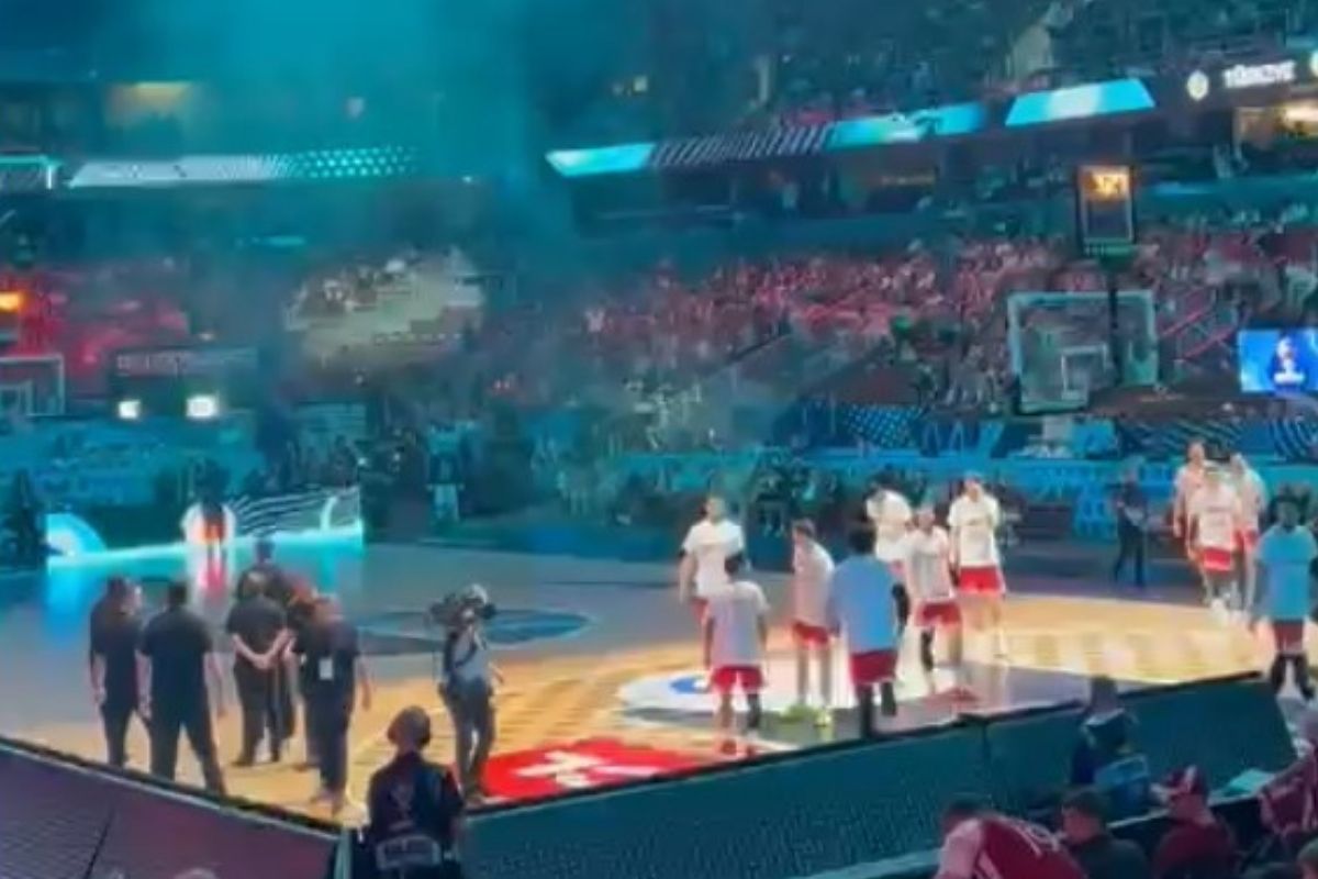 A Milli Erkek Basketbol Takımı, Letonya karşısında ilk maçında