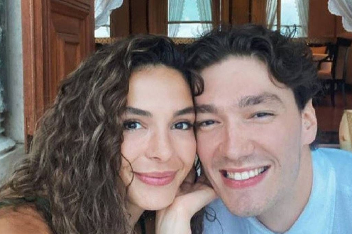 Ebru Şahin-Cedi Osman çifti, Zekeriyaköy'de 50 milyon TL'ye villa satın aldı