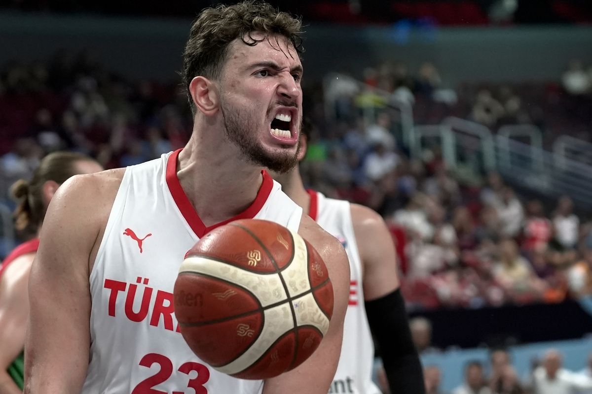 A Milli Erkek Basketbol Takımı, EuroBasket 2025 son 16 turuna yükselmeyi garantiledi