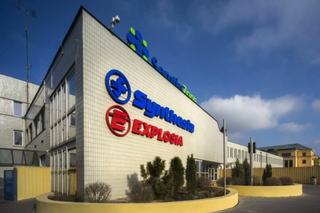Colt CZ Group, Çek barut üreticisi Synthesia'nın çoğunluk hissesini satın alıyor
